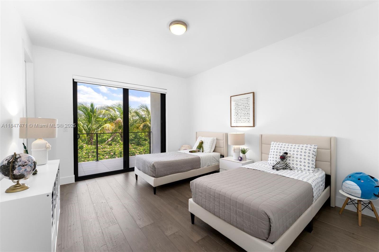 16703 S Botaniko Dr S