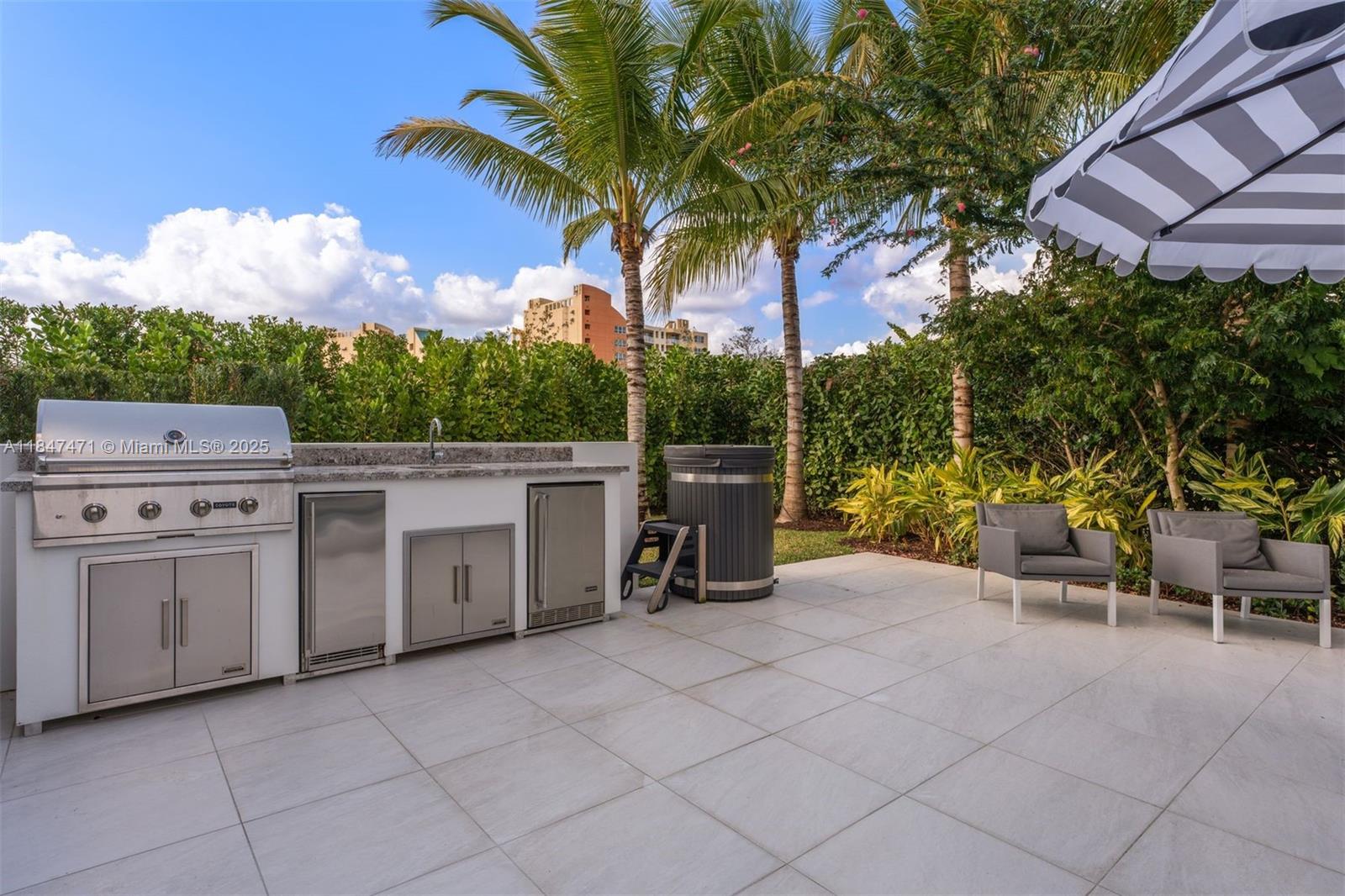 16703 S Botaniko Dr S