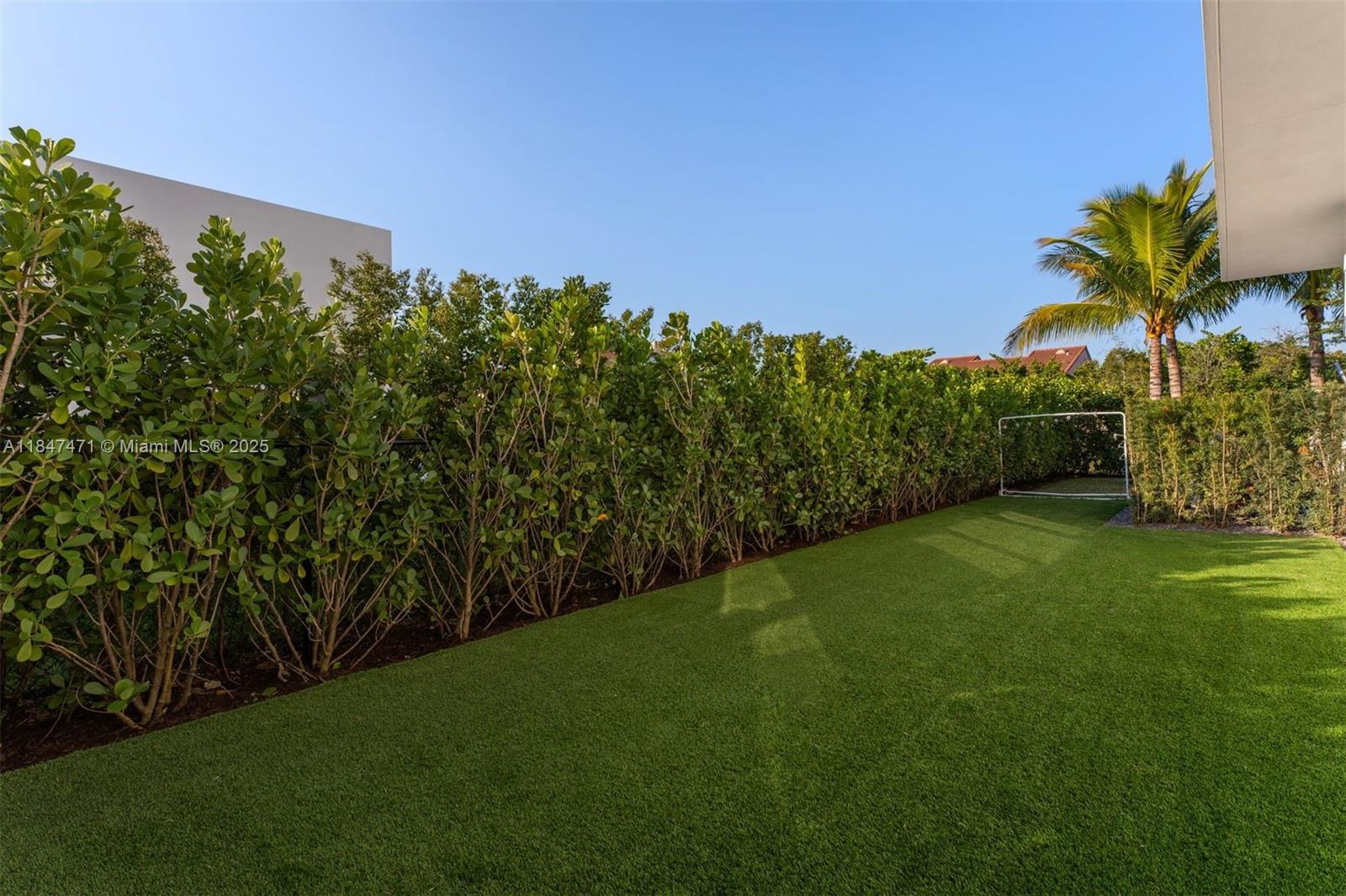 16703 S Botaniko Dr S