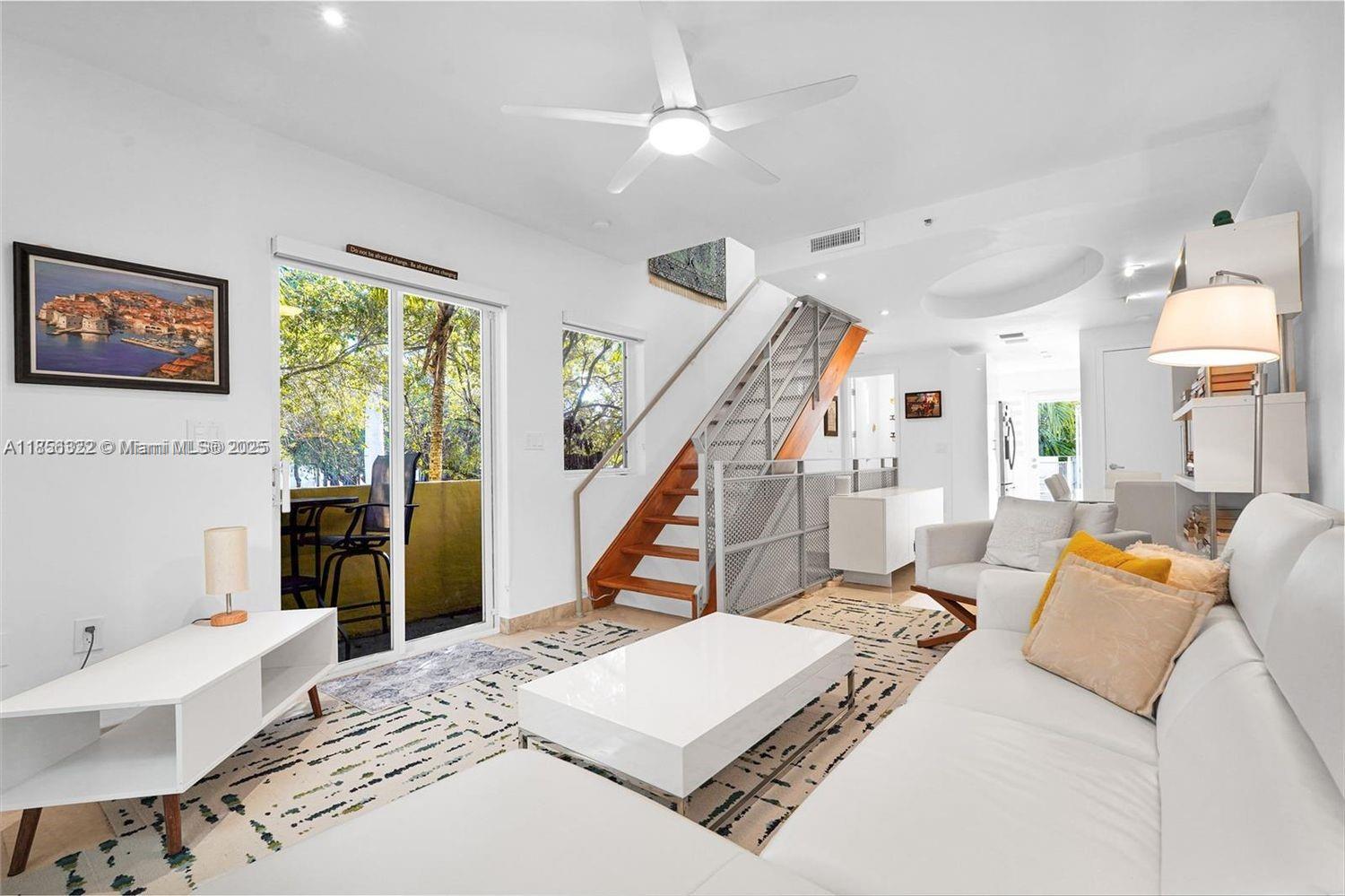 200 Washington Ave # 15