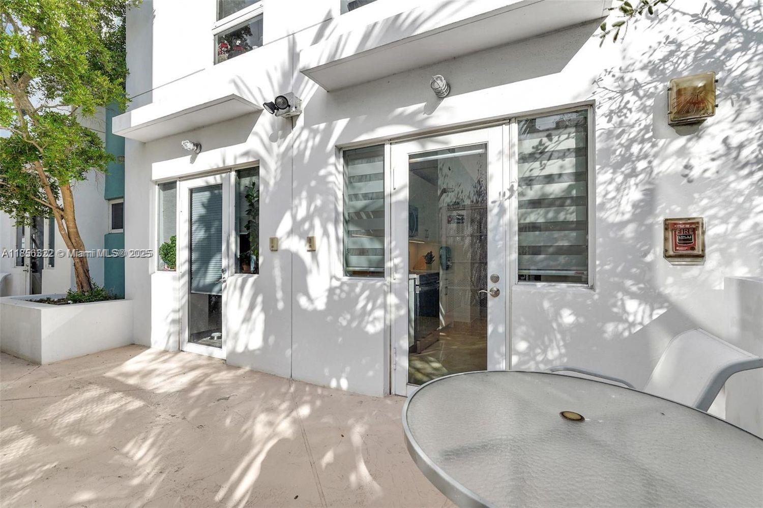 200 Washington Ave # 15