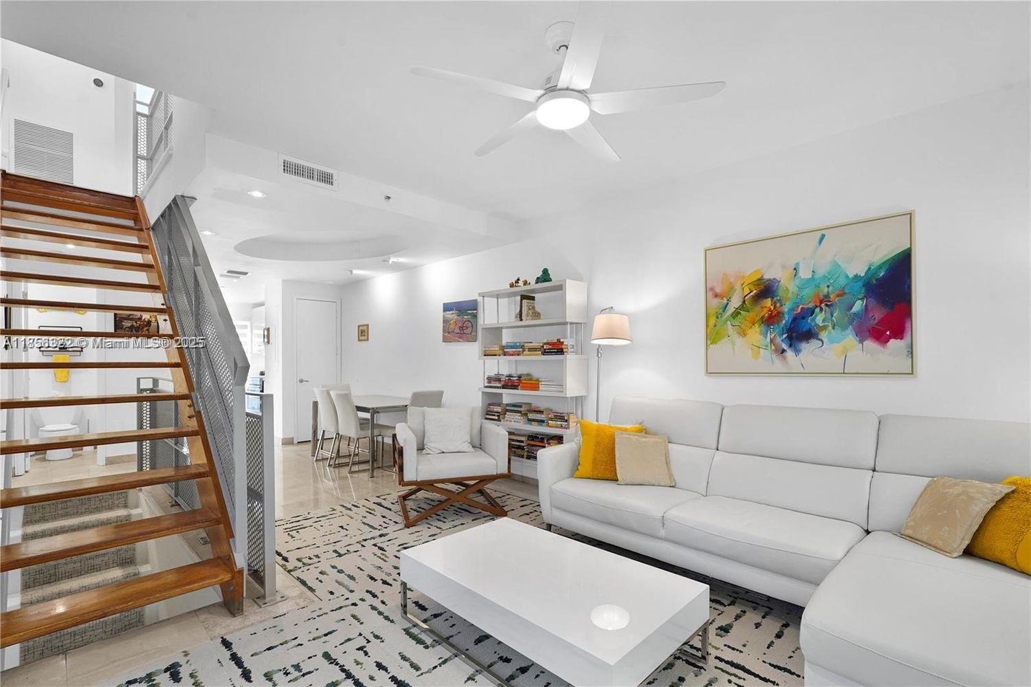 200 Washington Ave # 15