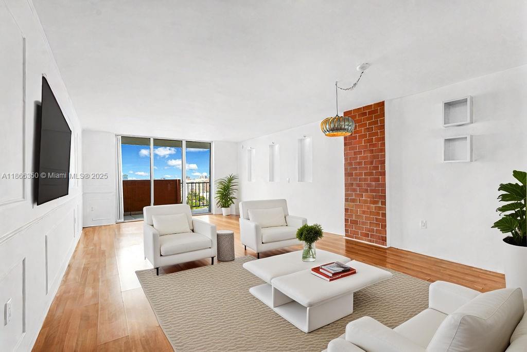 2780 NE 183rd St # 1511