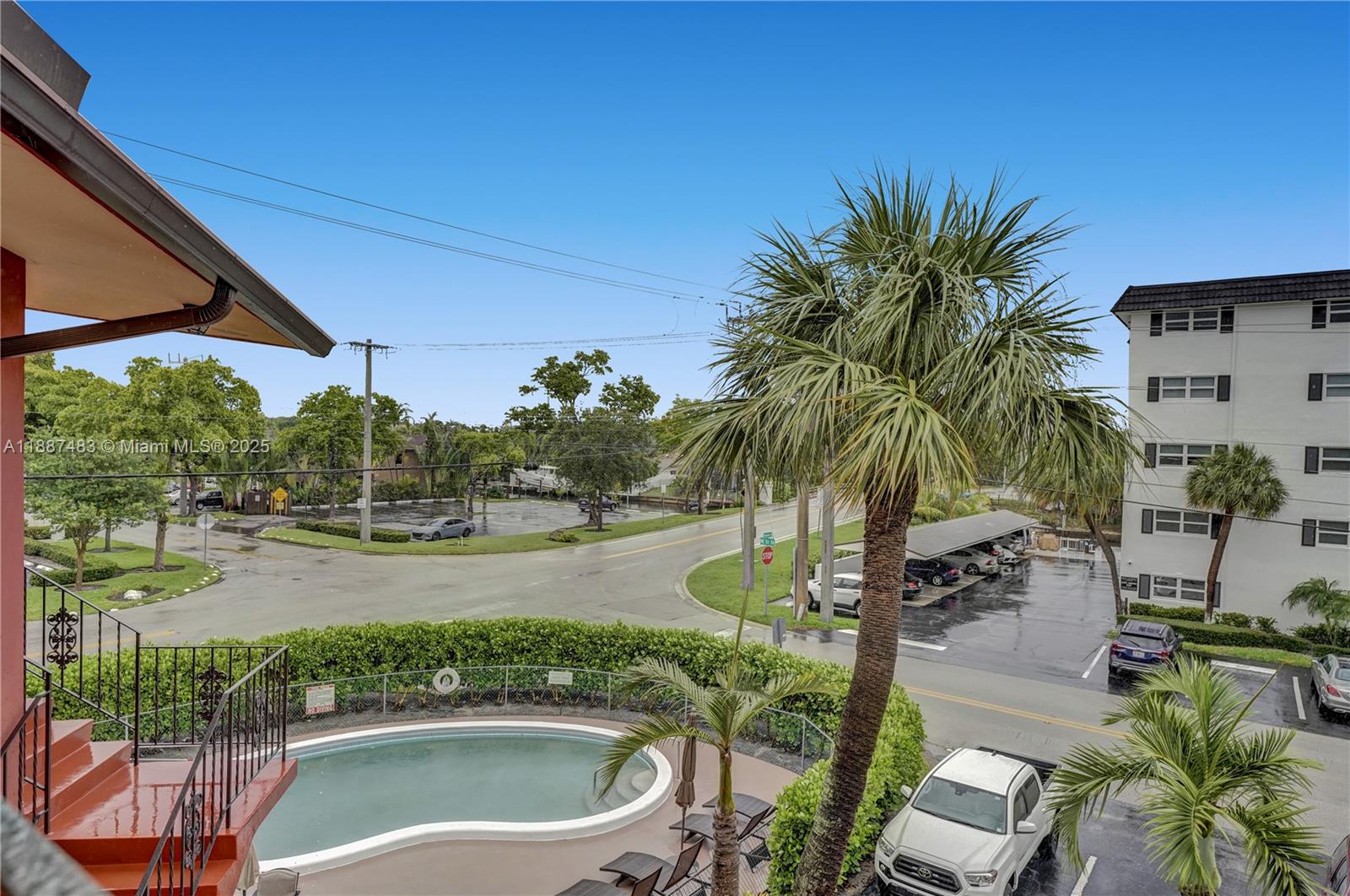 5050 Bayview Dr # 21