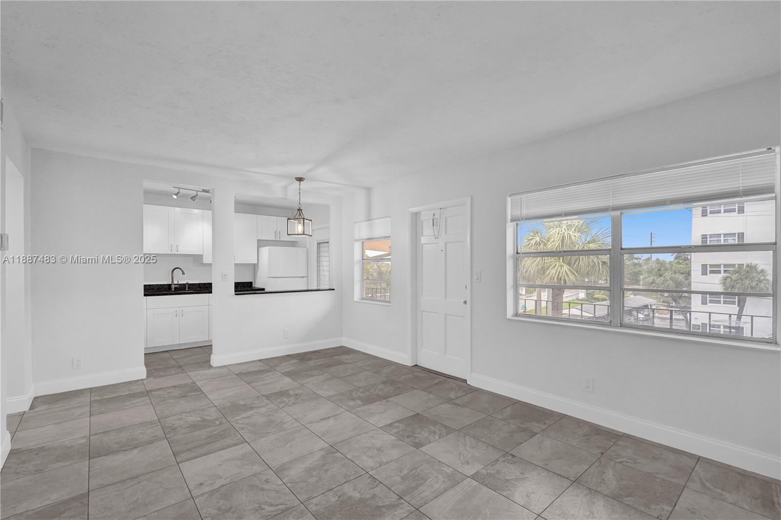 5050 Bayview Dr # 21