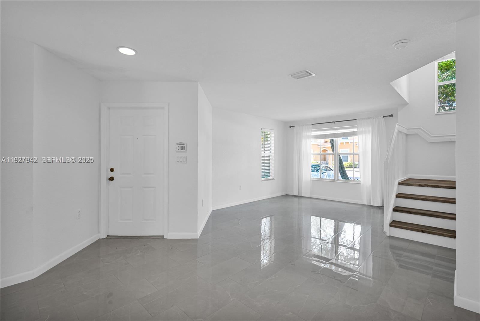 12832 SW 30th St # 118