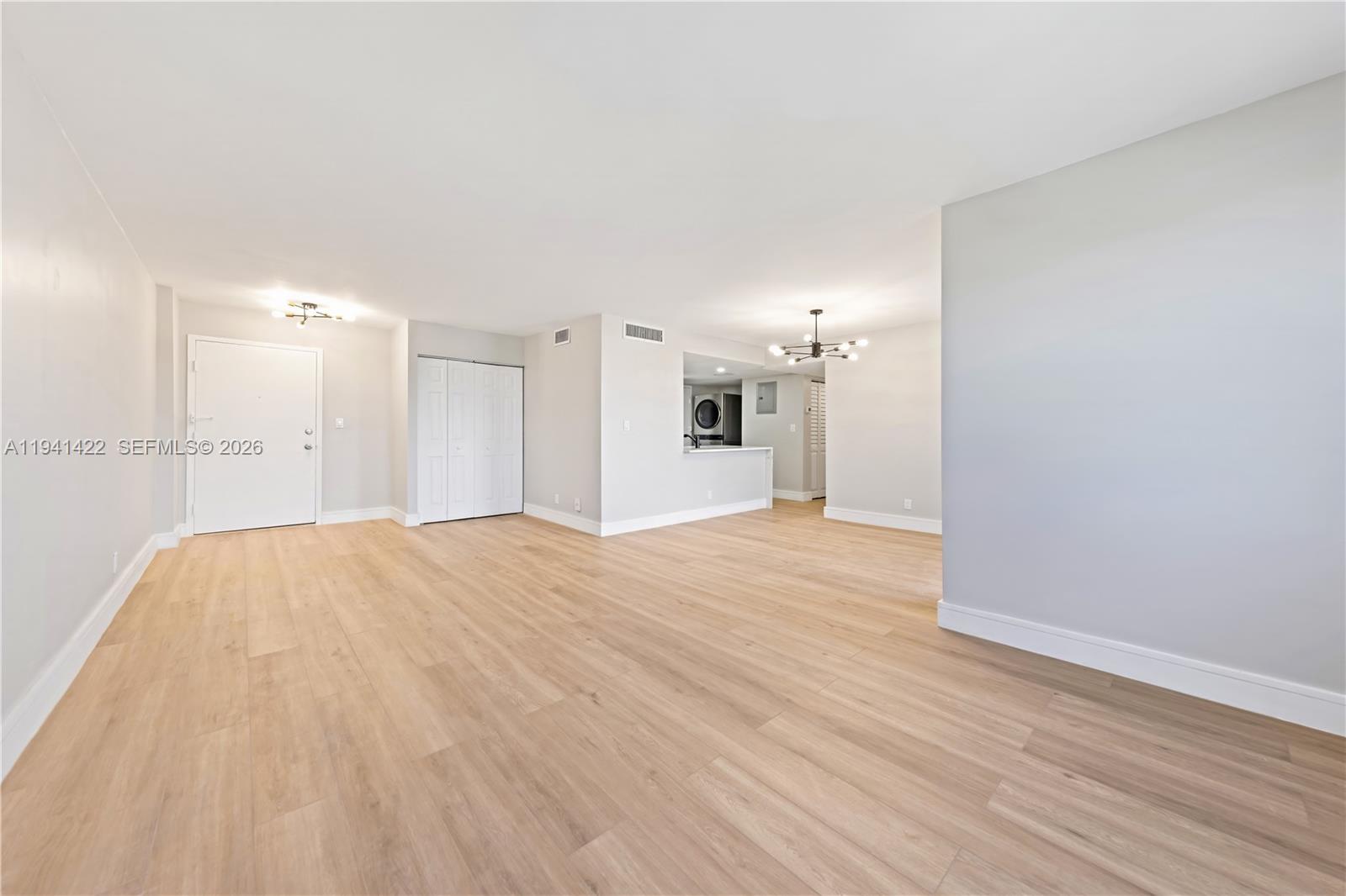 1600 SE 15th St # 313