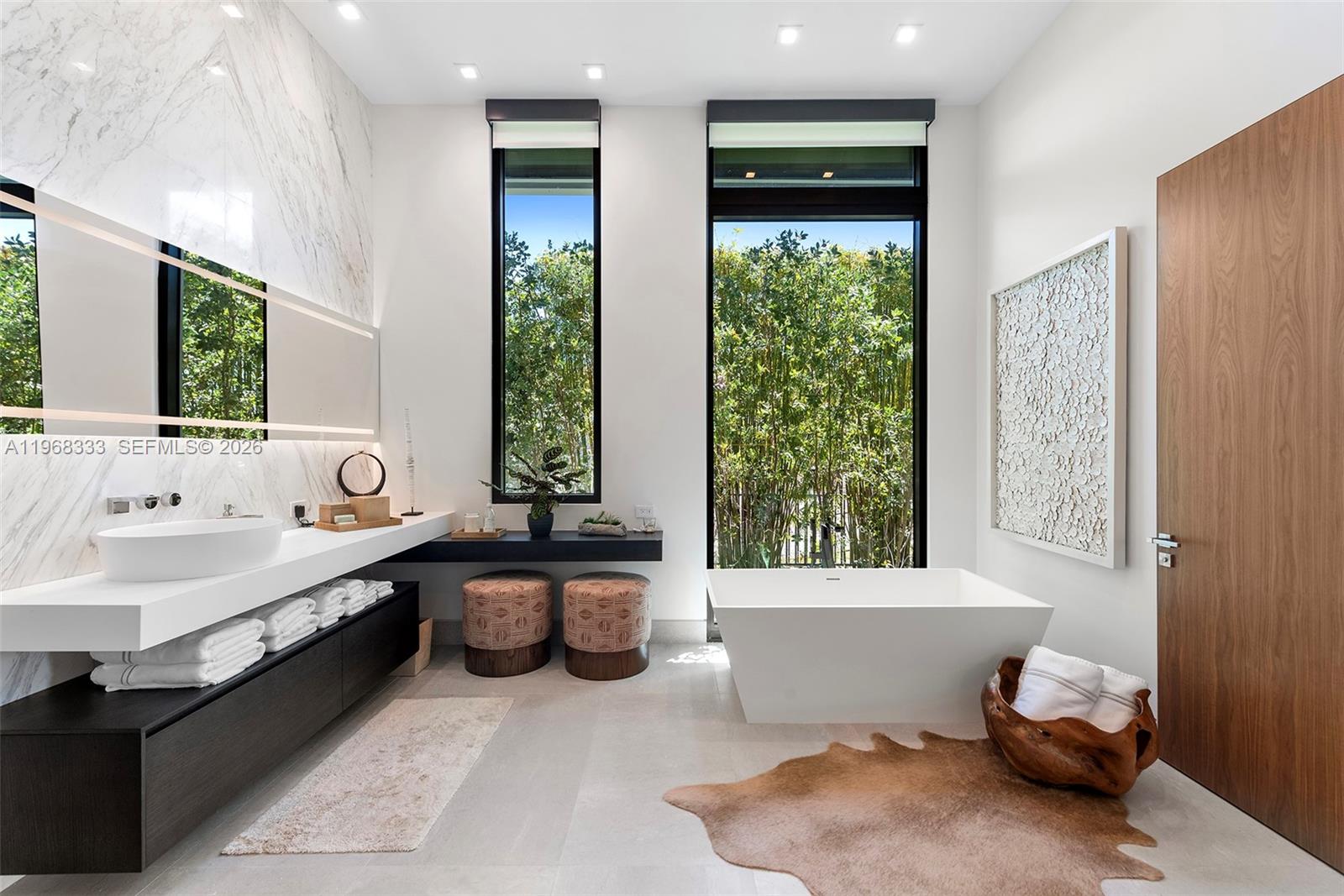 22 Isla Bahia Dr