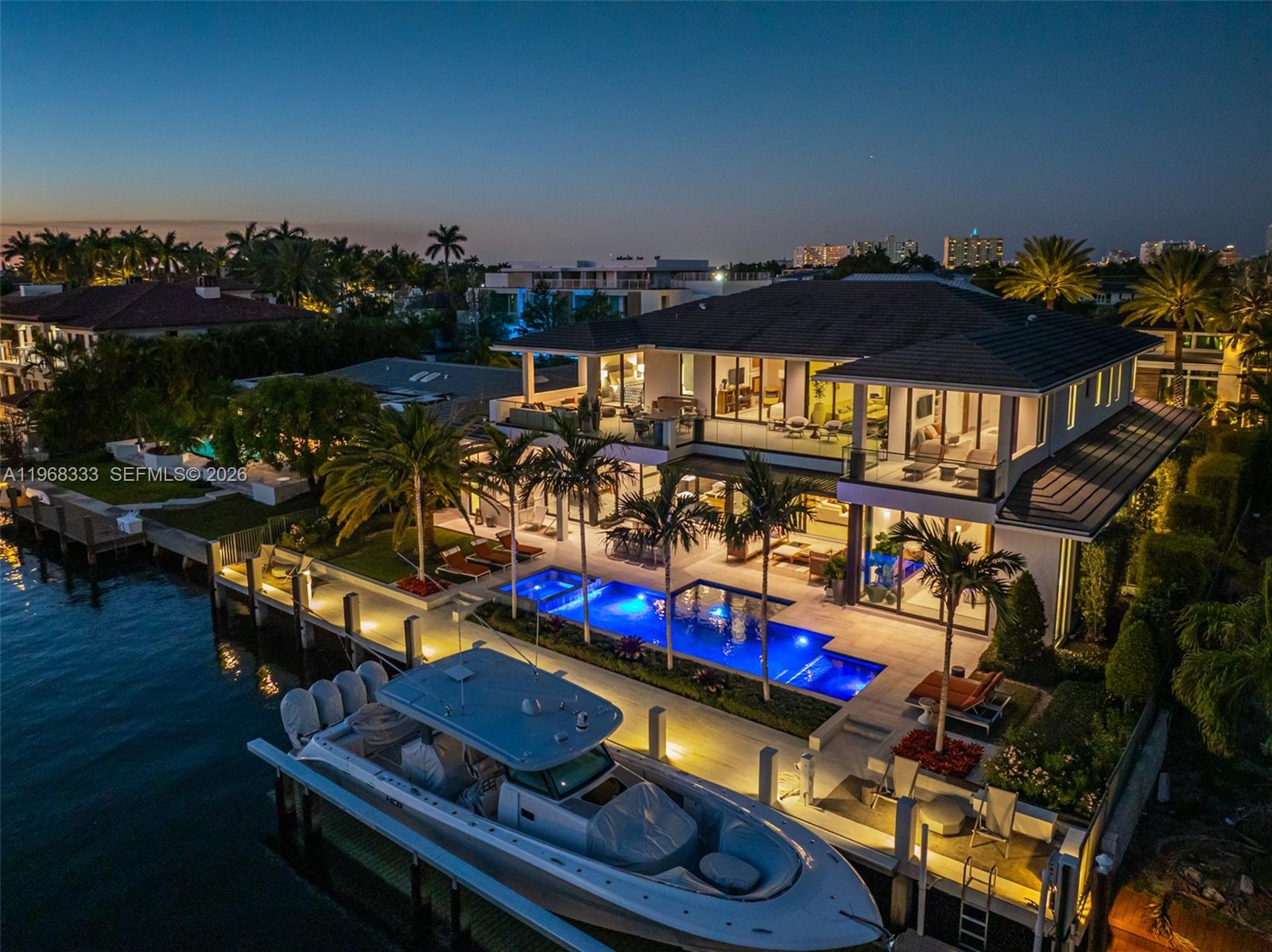 22 Isla Bahia Dr