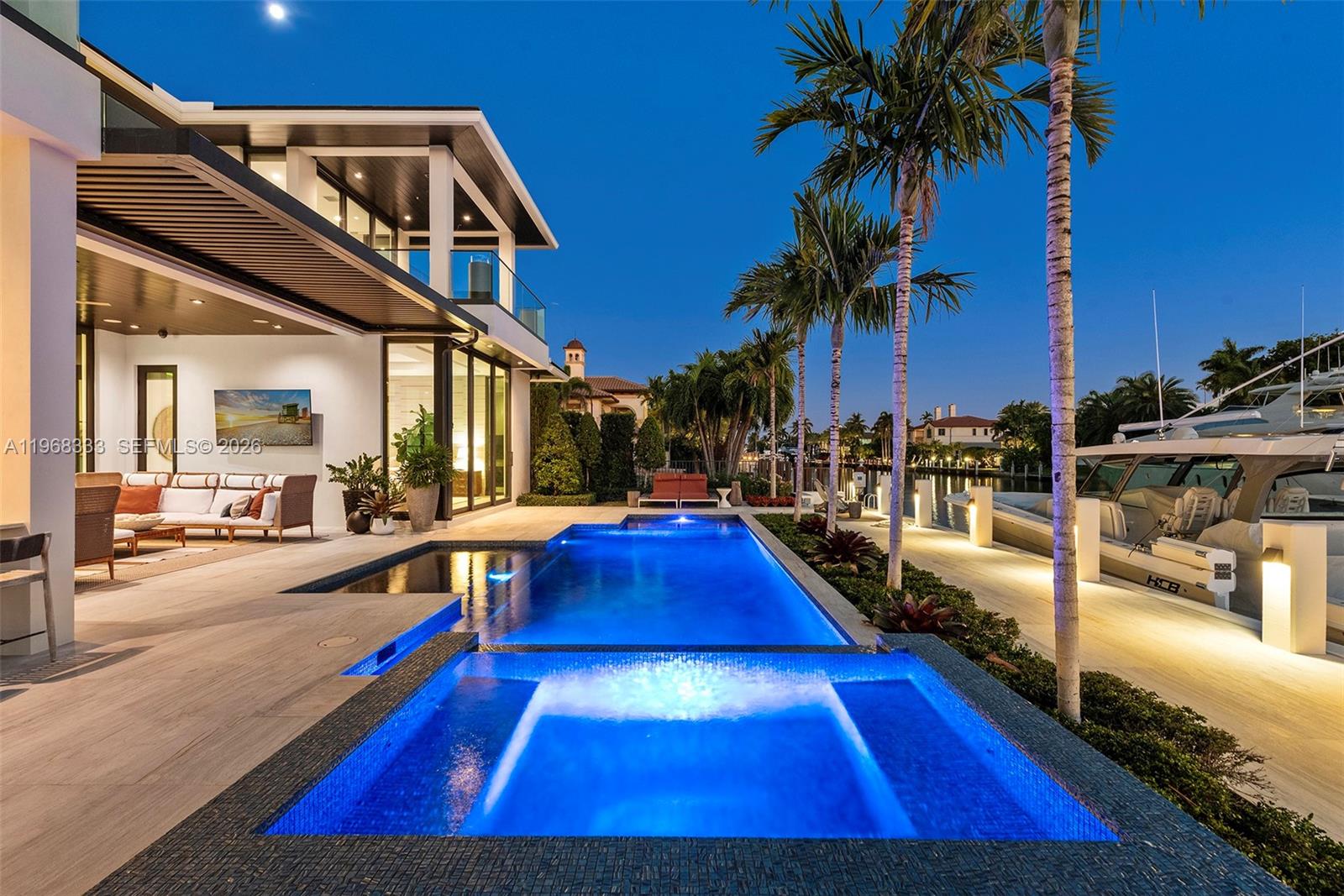 22 Isla Bahia Dr