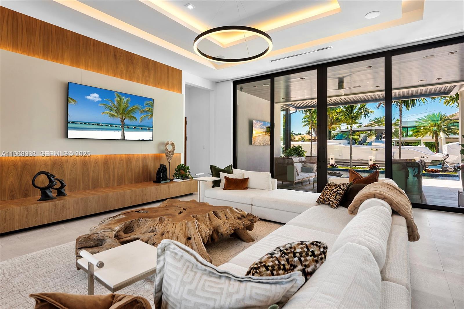 22 Isla Bahia Dr