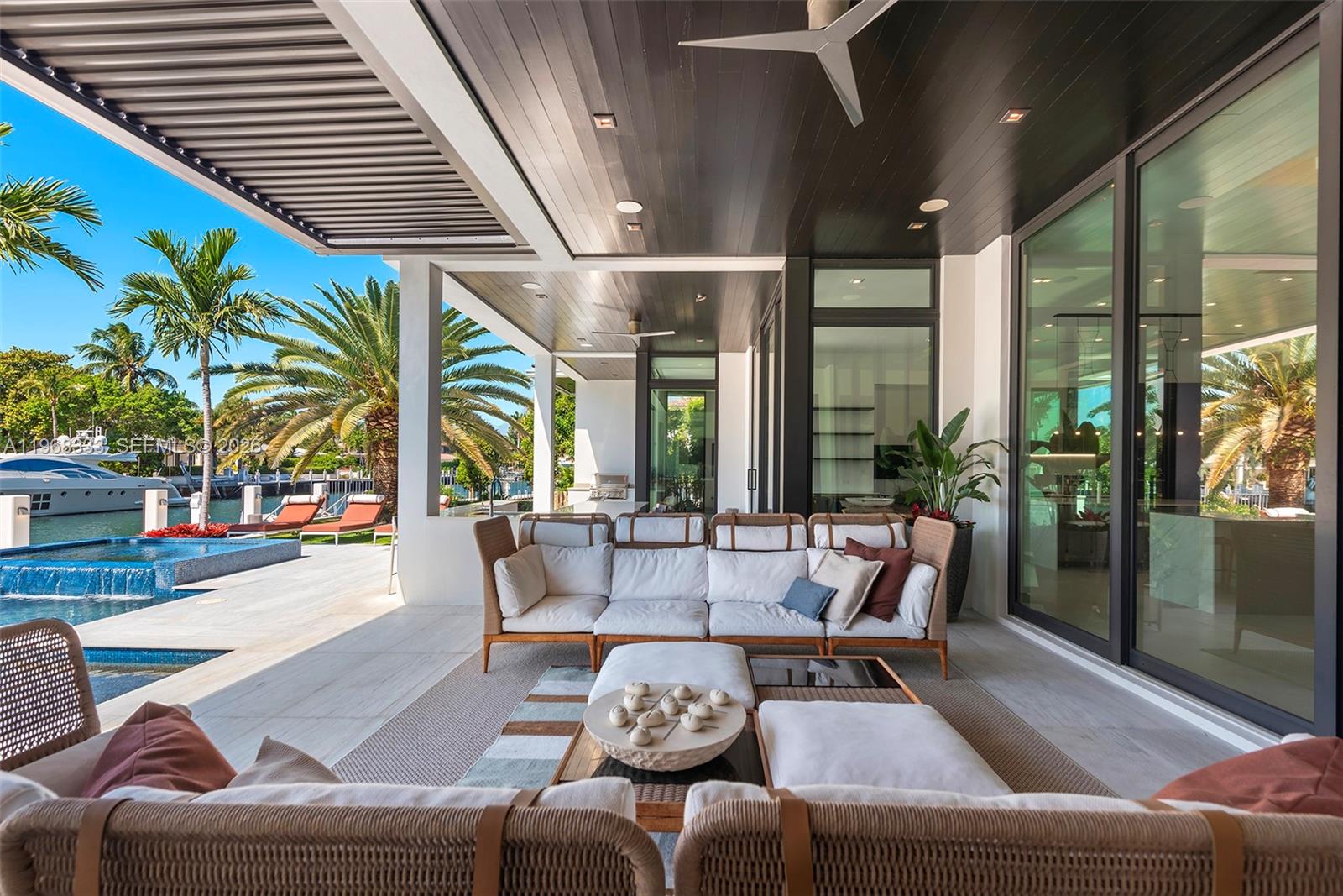 22 Isla Bahia Dr
