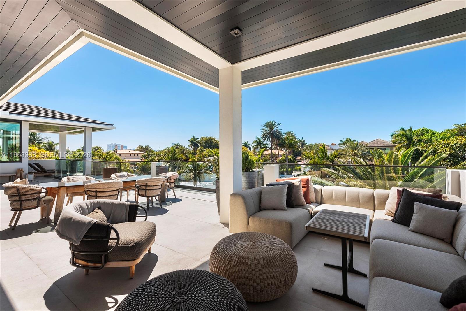 22 Isla Bahia Dr
