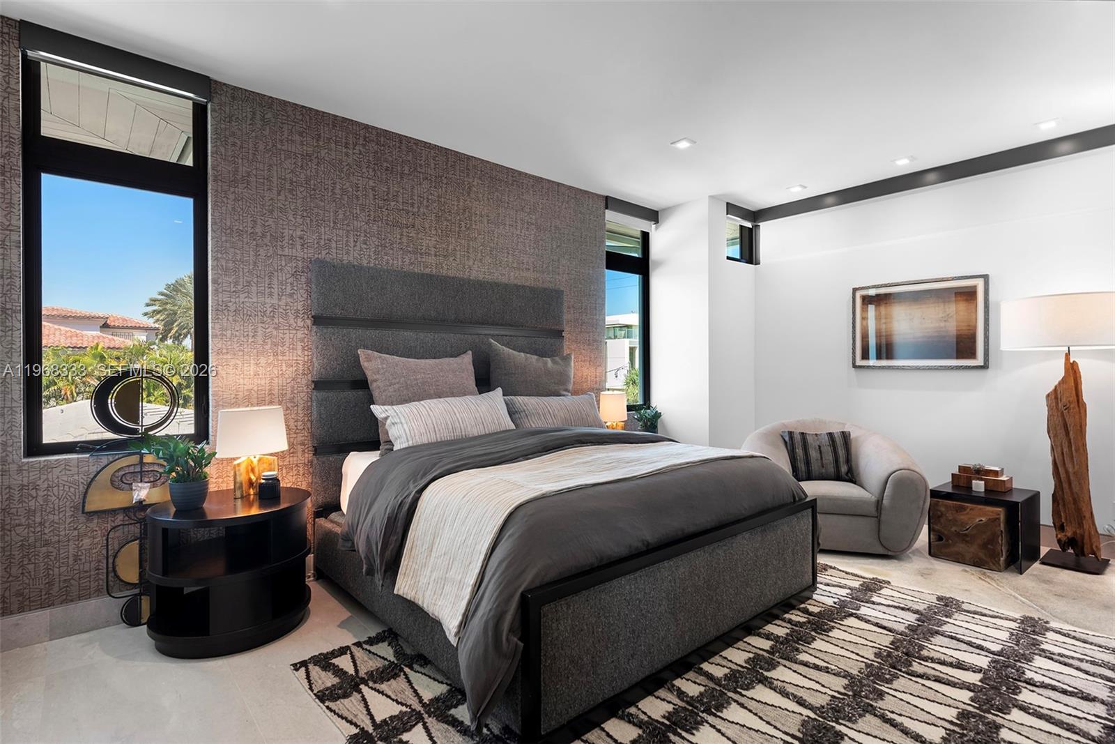 22 Isla Bahia Dr