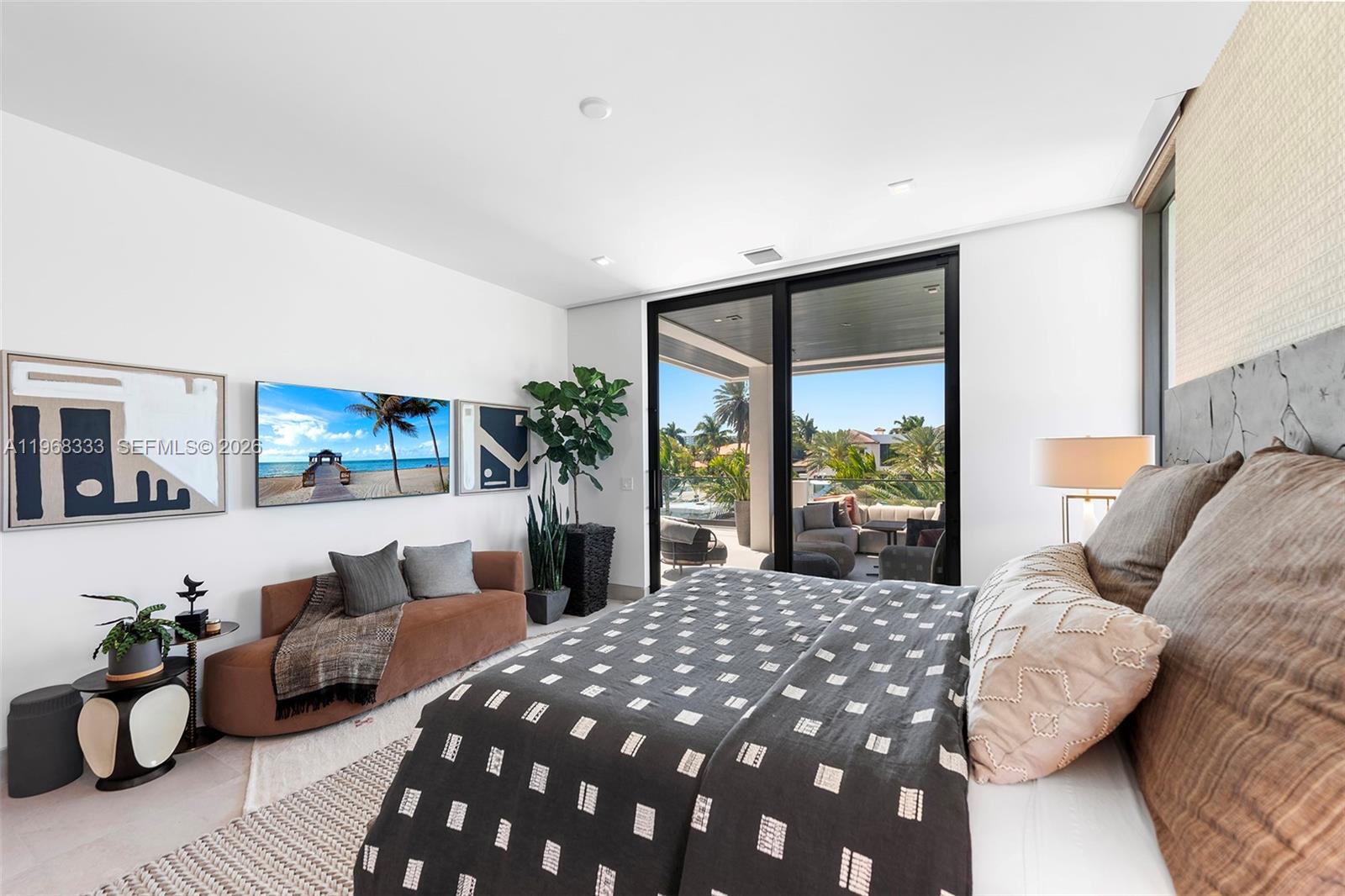22 Isla Bahia Dr