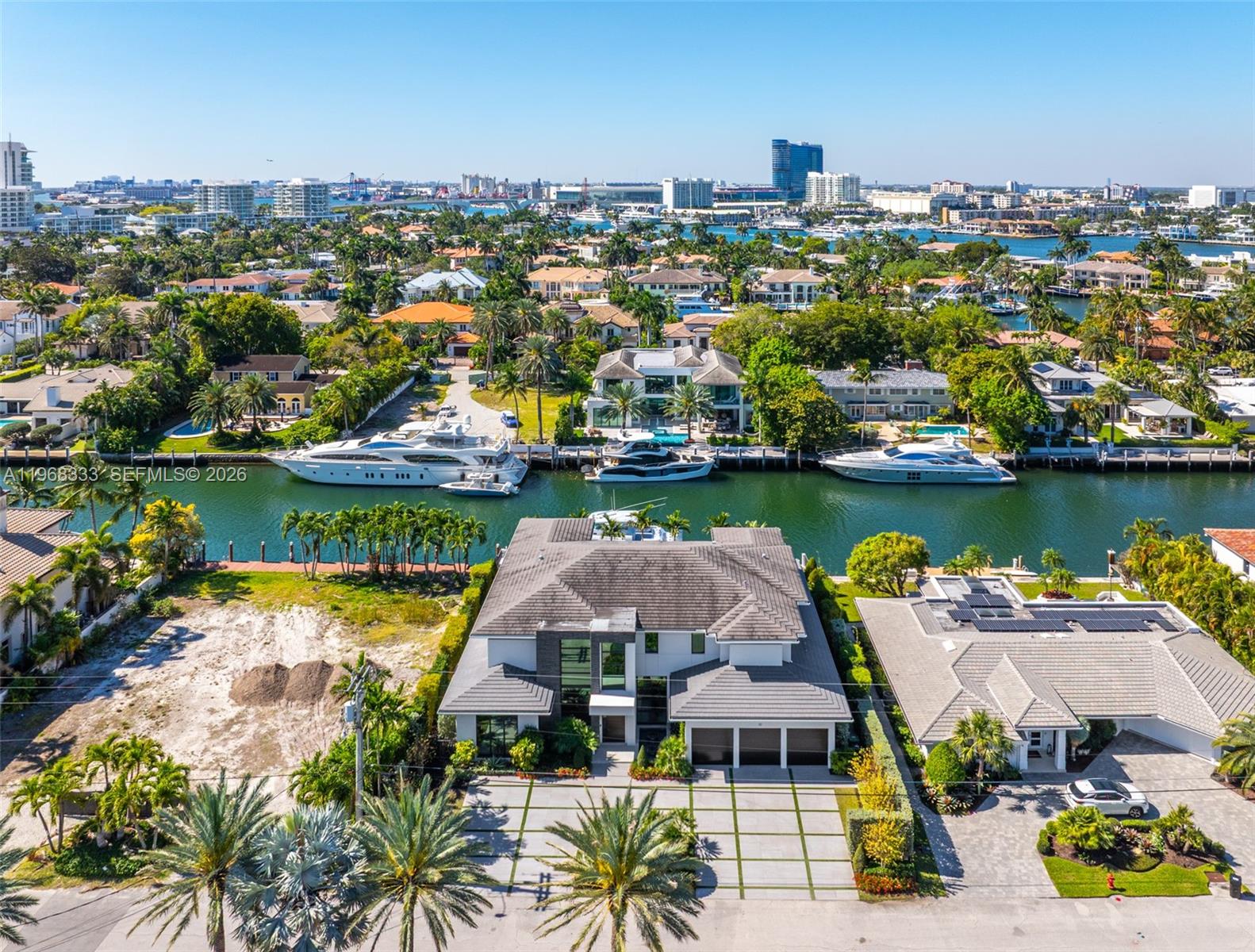 22 Isla Bahia Dr