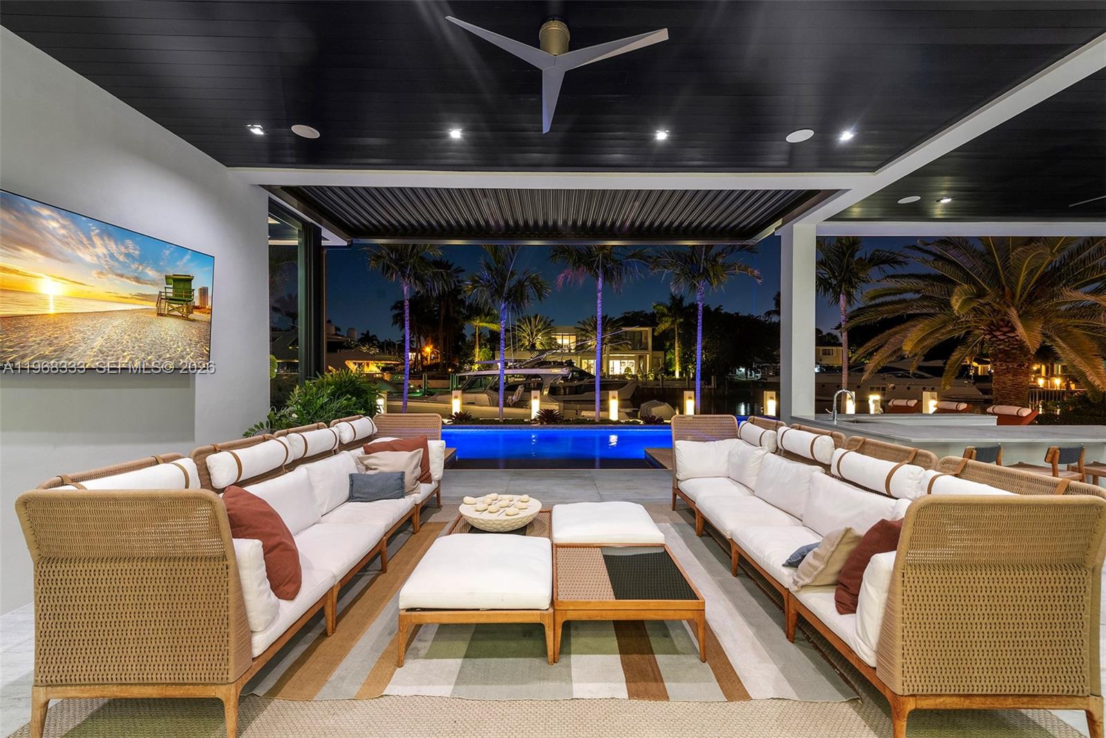 22 Isla Bahia Dr