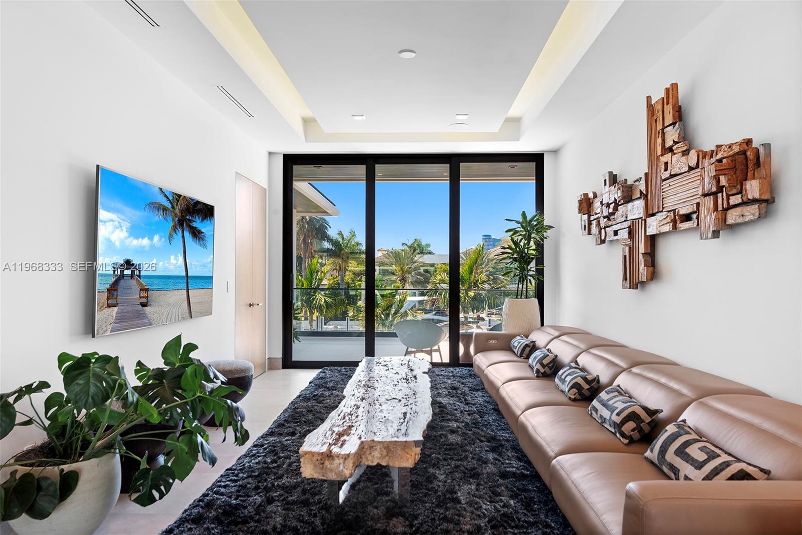 22 Isla Bahia Dr
