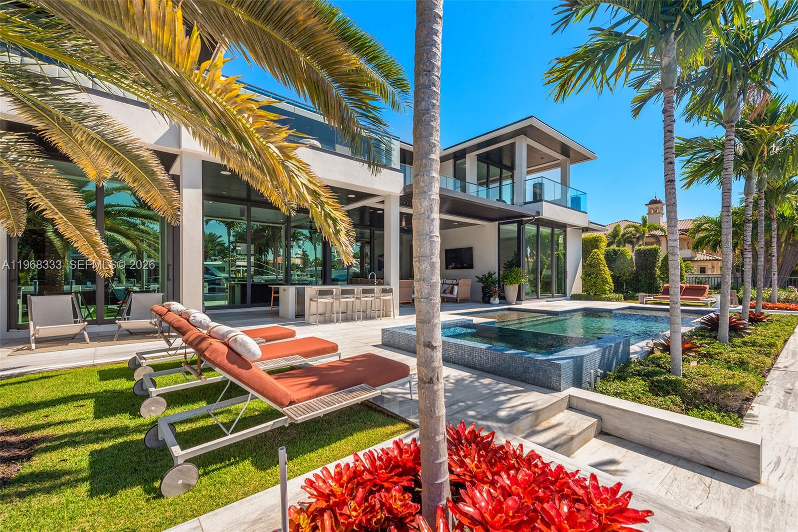 22 Isla Bahia Dr