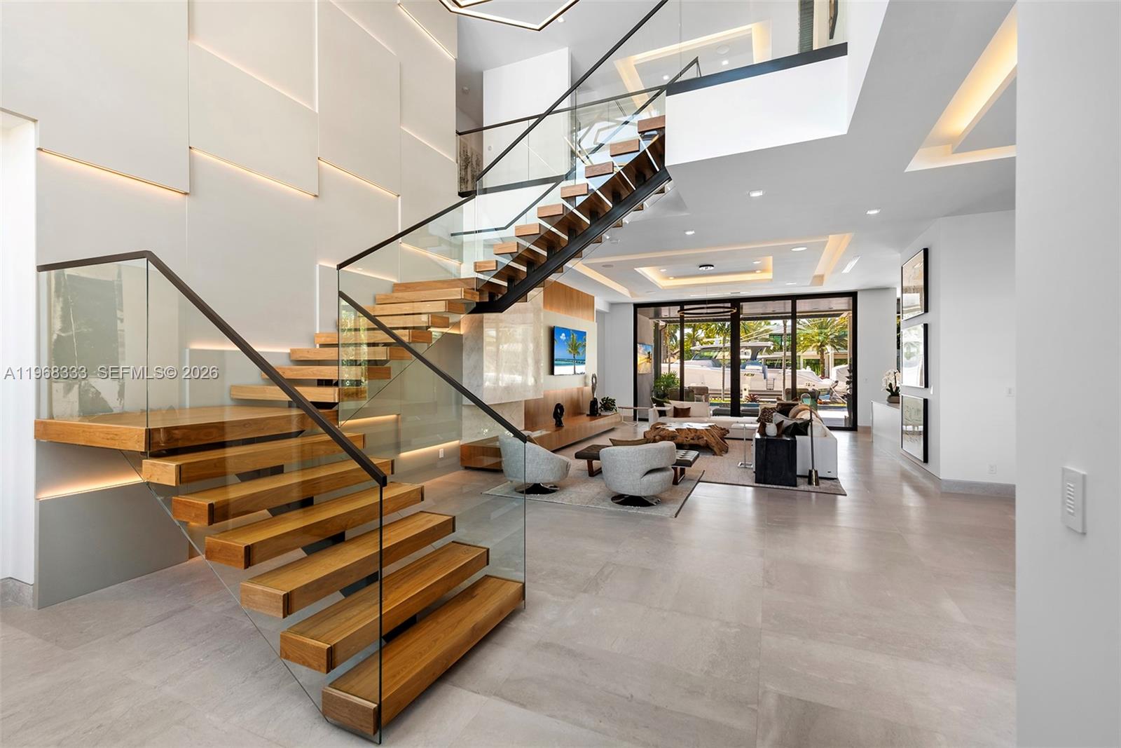 22 Isla Bahia Dr