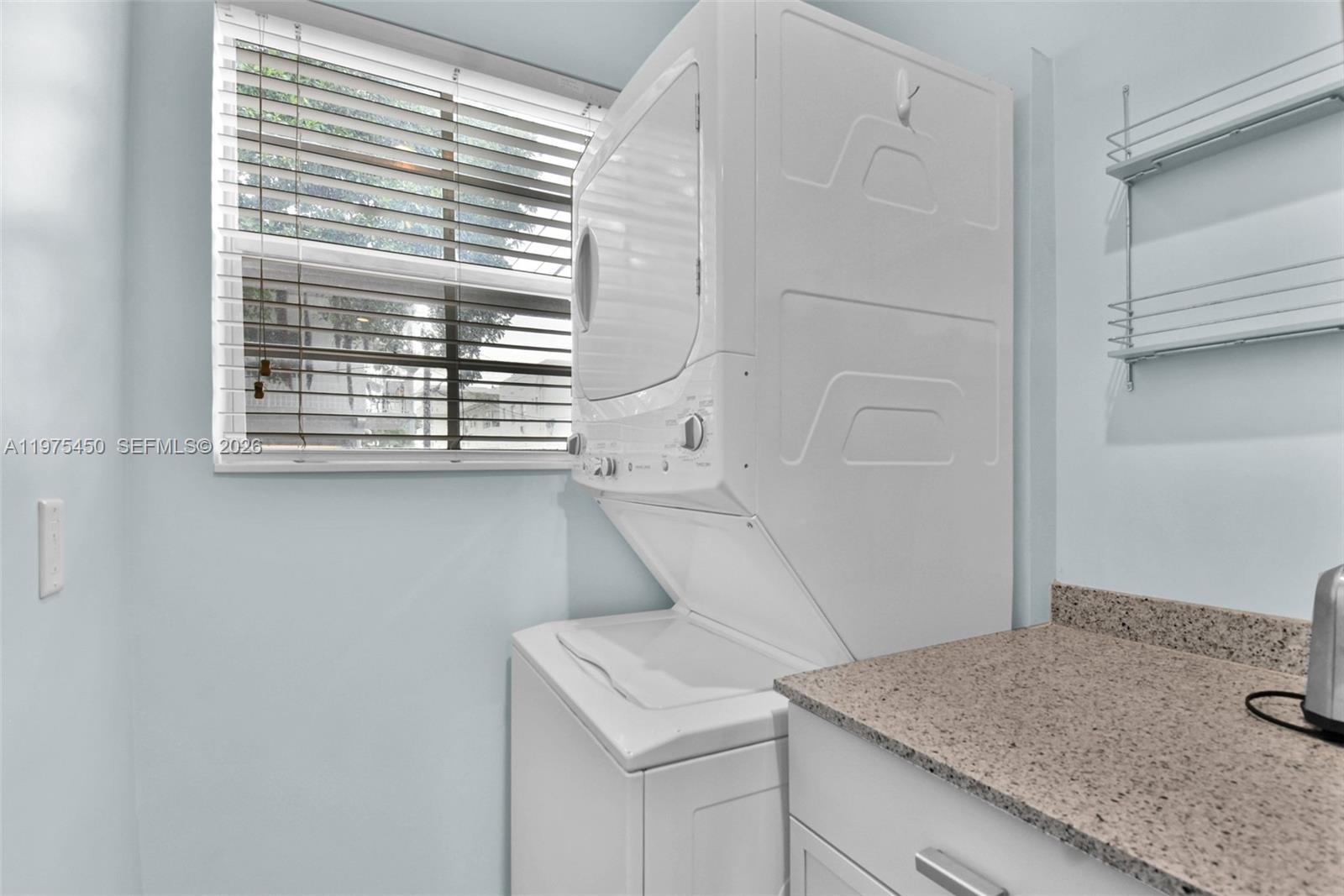 821 Meridian Ave # 9