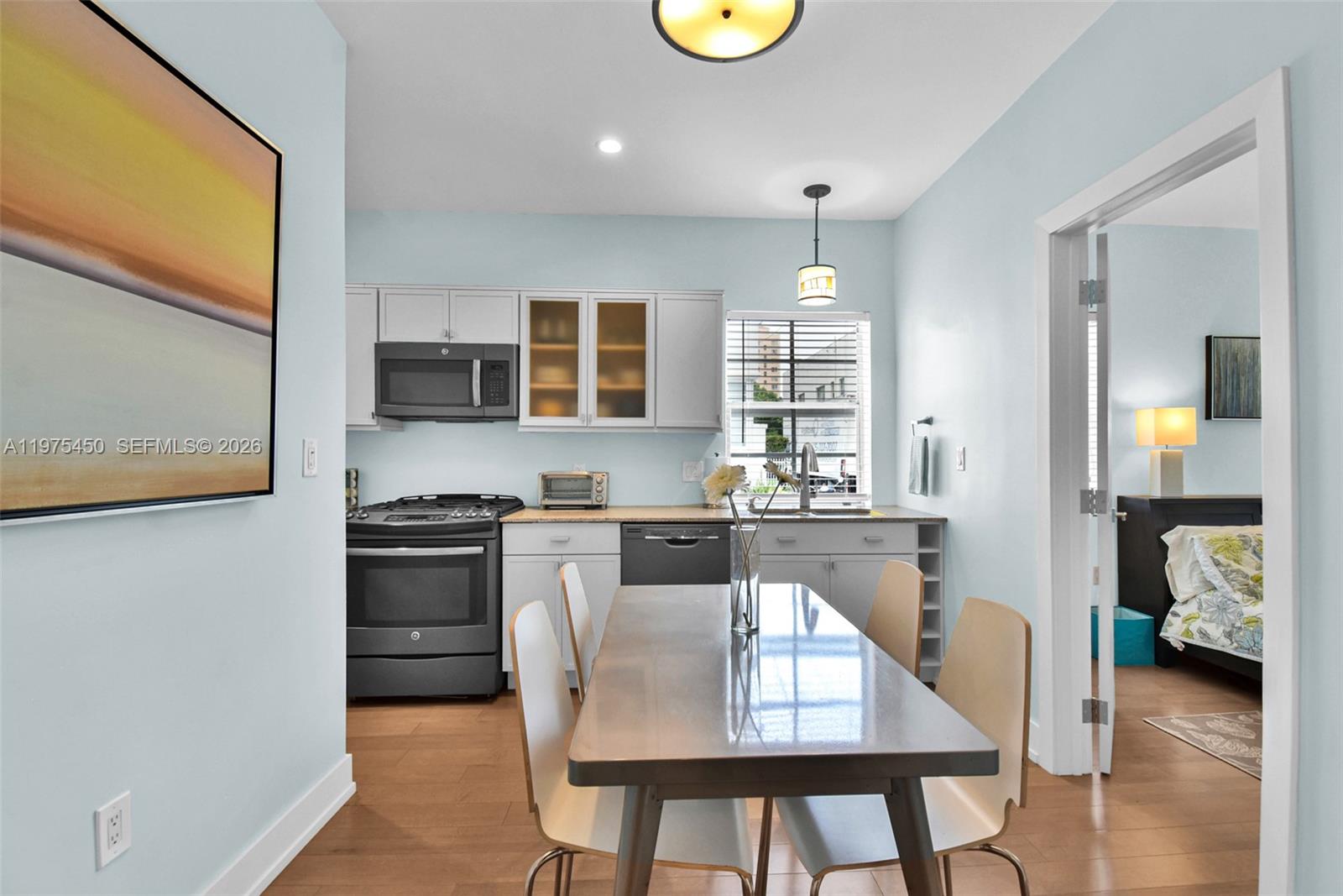 821 Meridian Ave # 9
