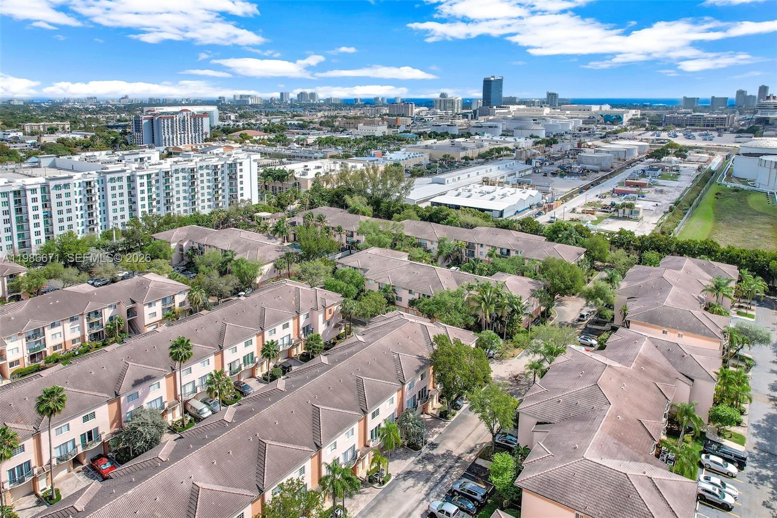 2107 SE 10th Ave # 817