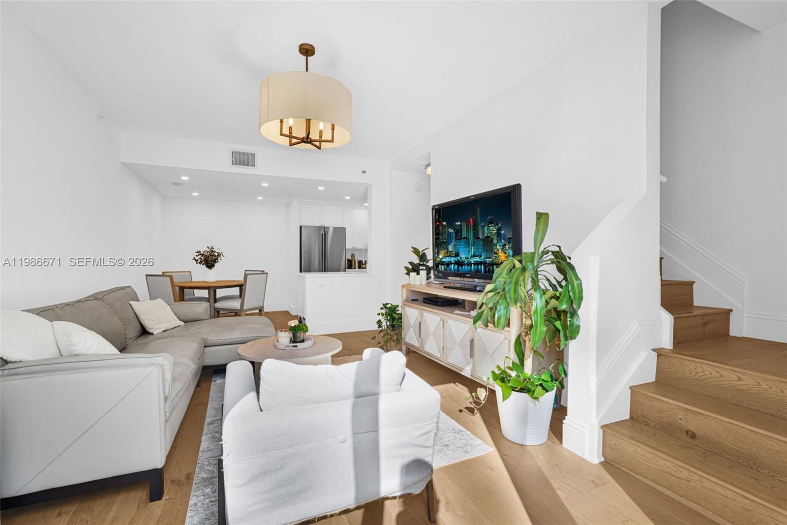 2107 SE 10th Ave # 817