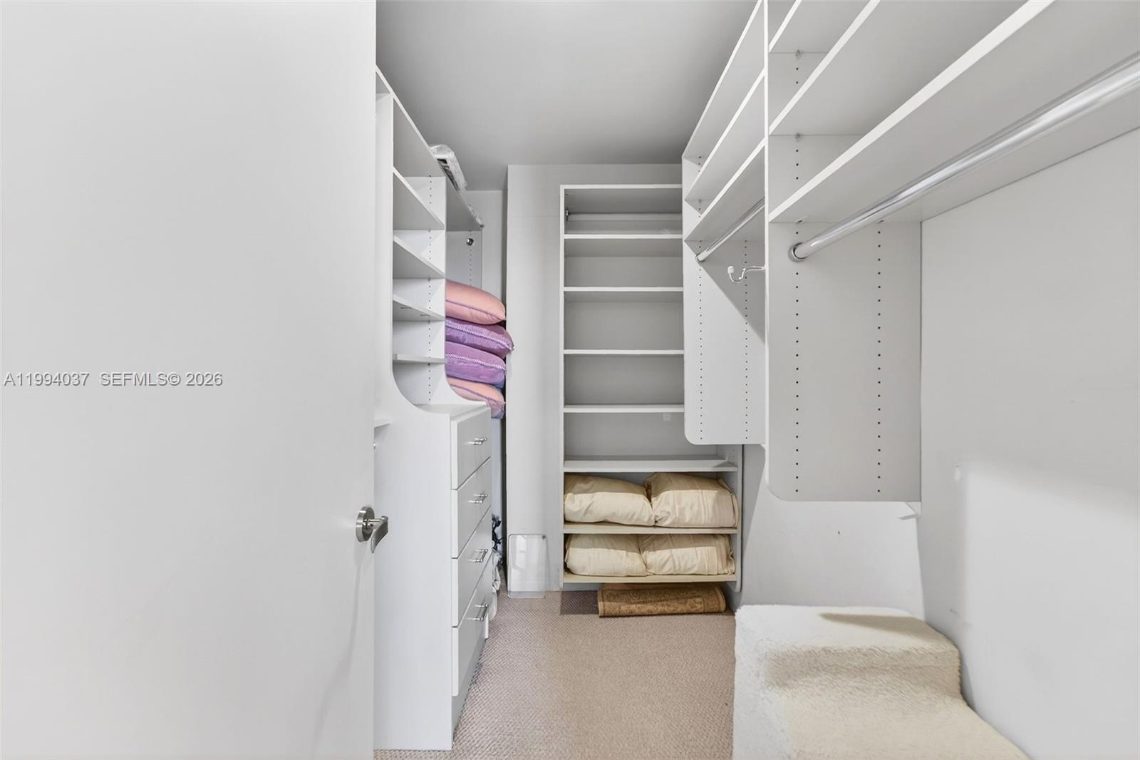 2800 Island Blvd Unit: PH02