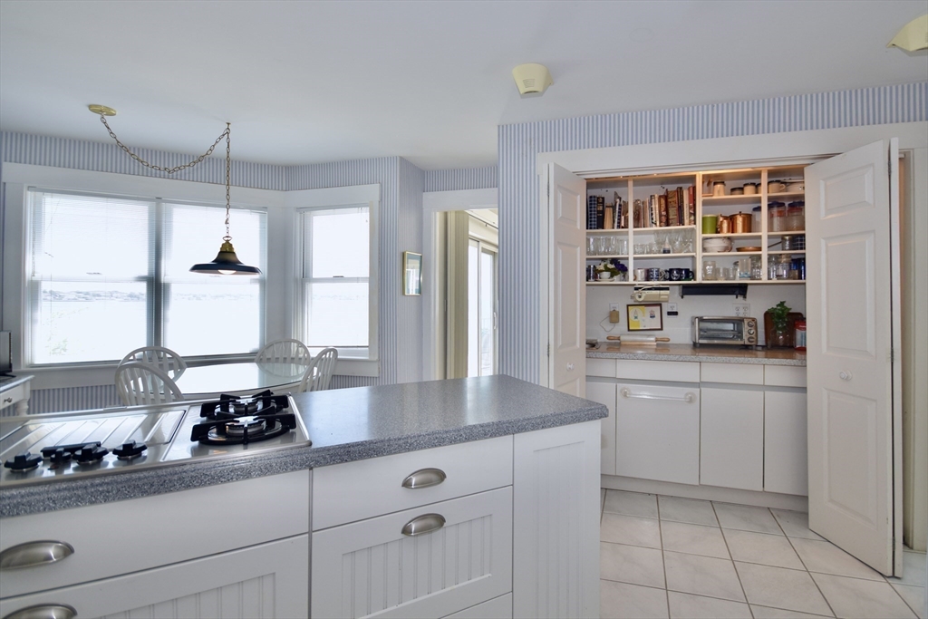 19 Hidden Bay Dr # 19
