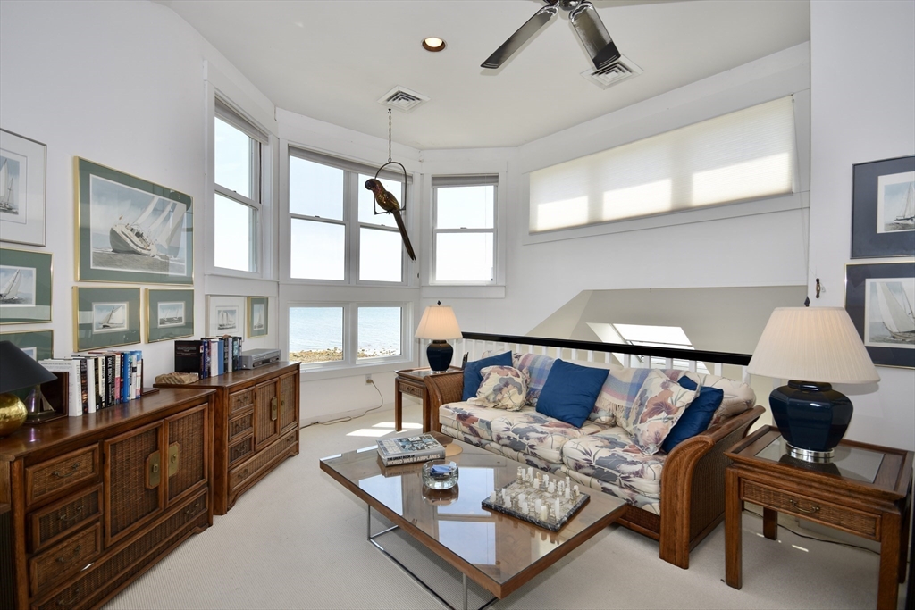 19 Hidden Bay Dr # 19