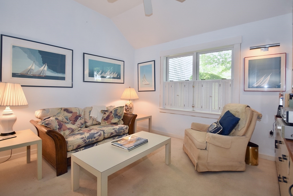 19 Hidden Bay Dr # 19