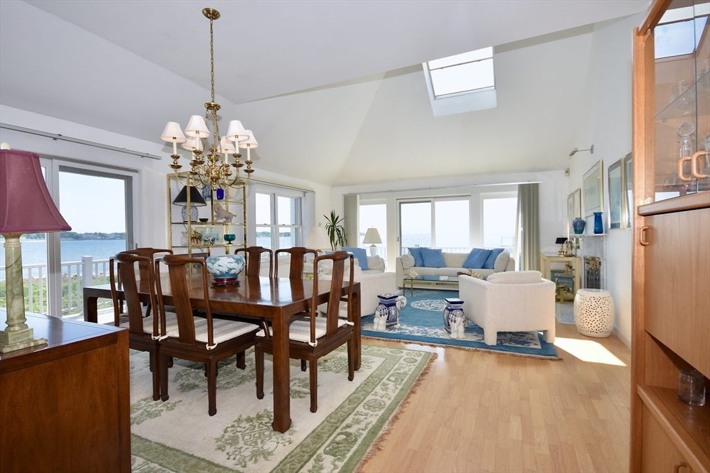 19 Hidden Bay Dr # 19