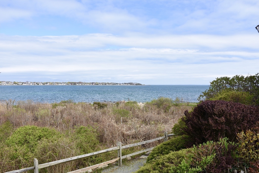 19 Hidden Bay Dr # 19