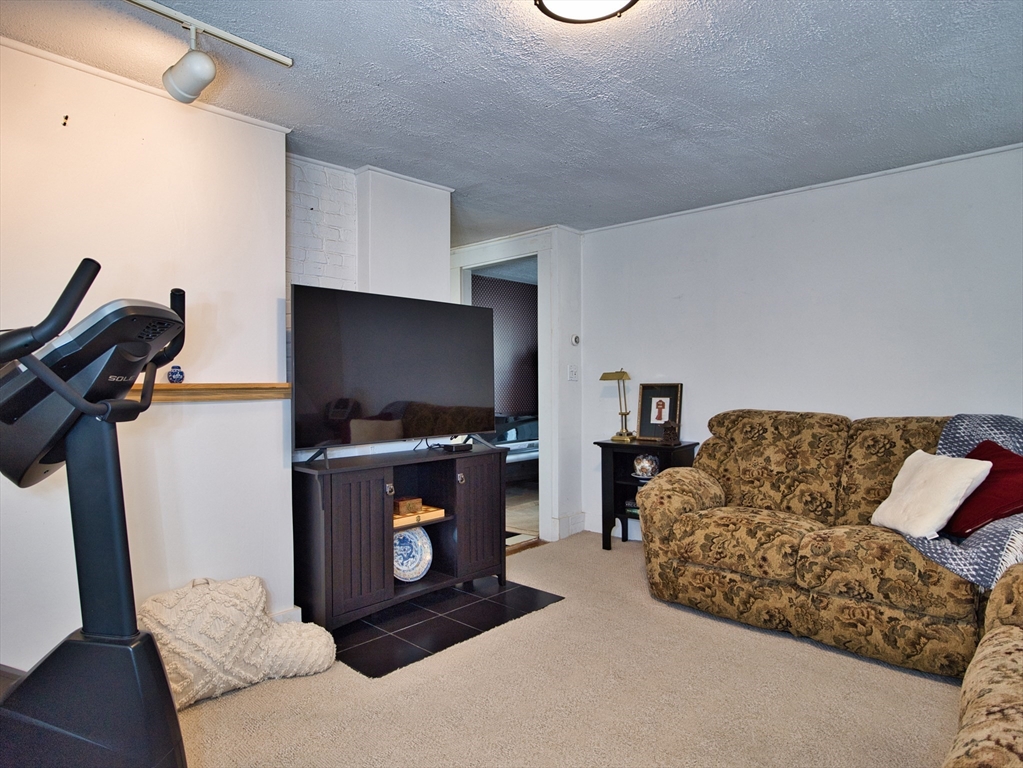 295 Cedar St
