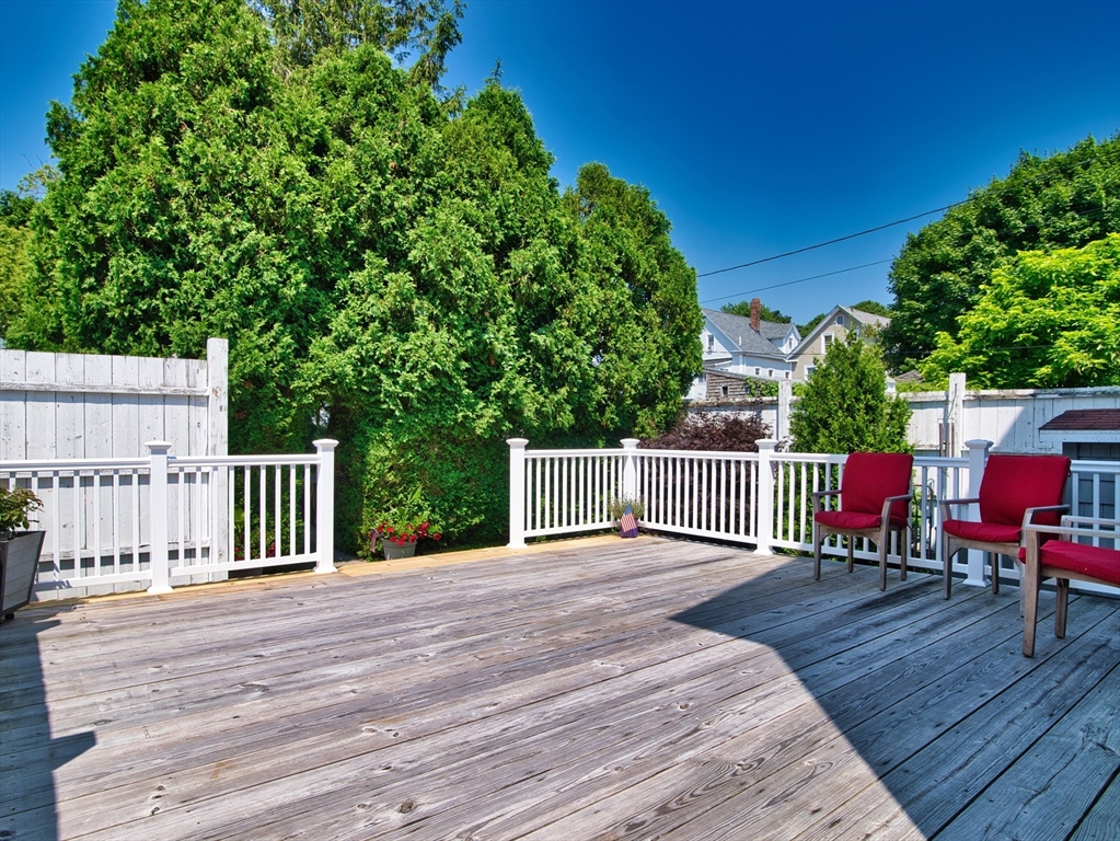 295 Cedar St