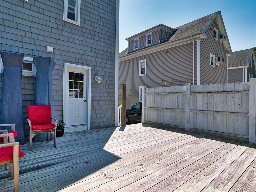 295 Cedar St