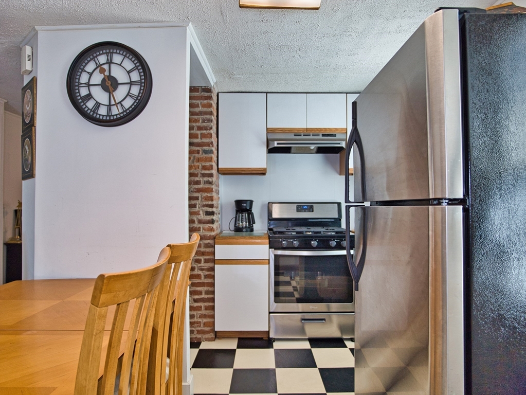 295 Cedar St