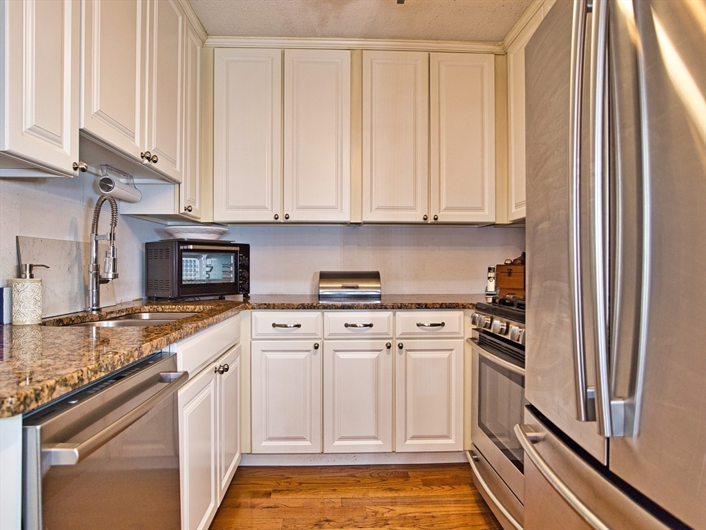 295 Cedar St
