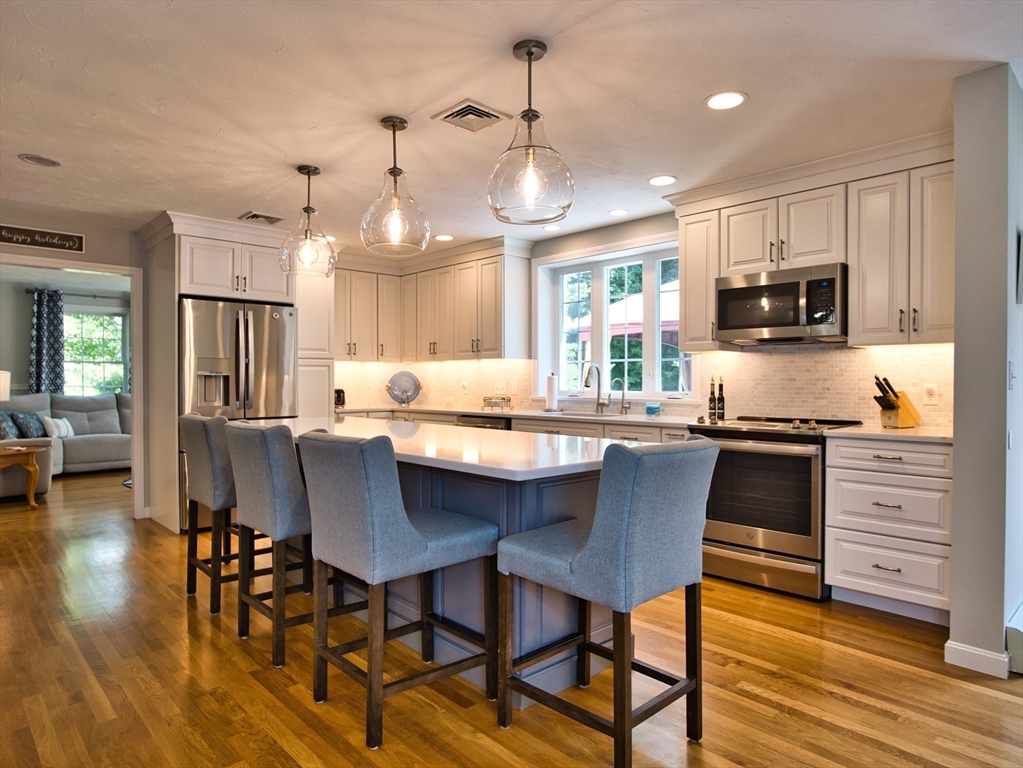 23 Baker Ln