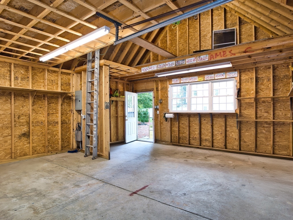 23 Baker Ln