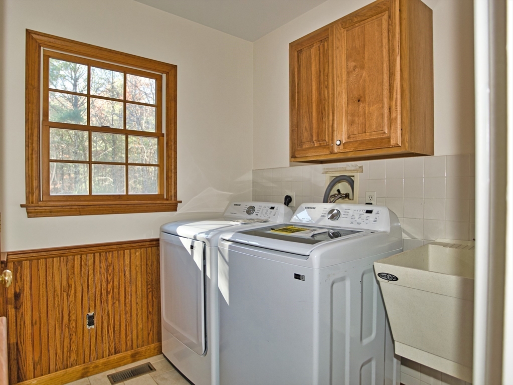 39 Panettieri Dr
