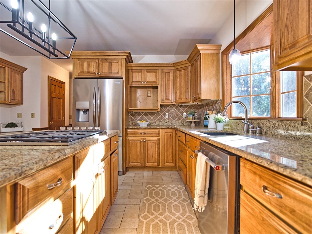 39 Panettieri Dr