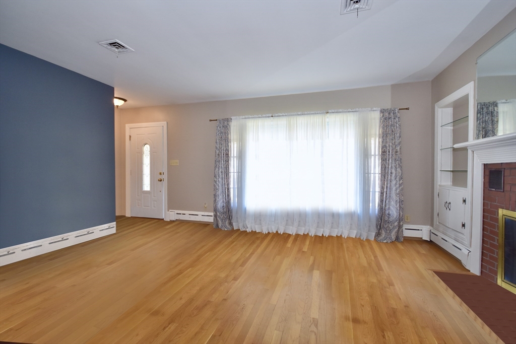 38 Richfield St
