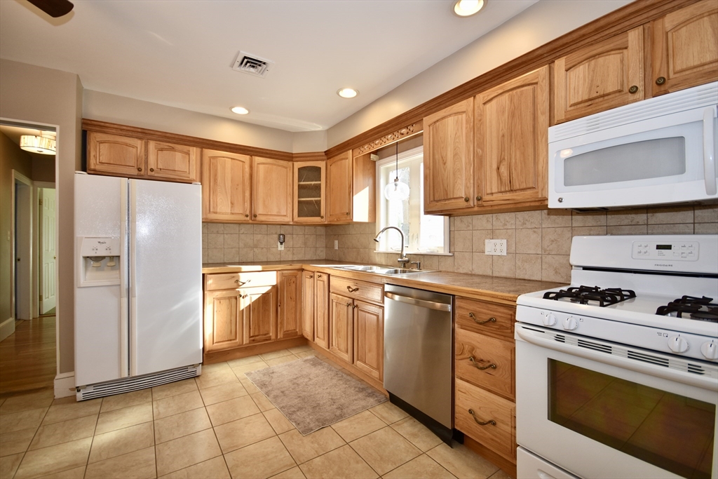 38 Richfield St