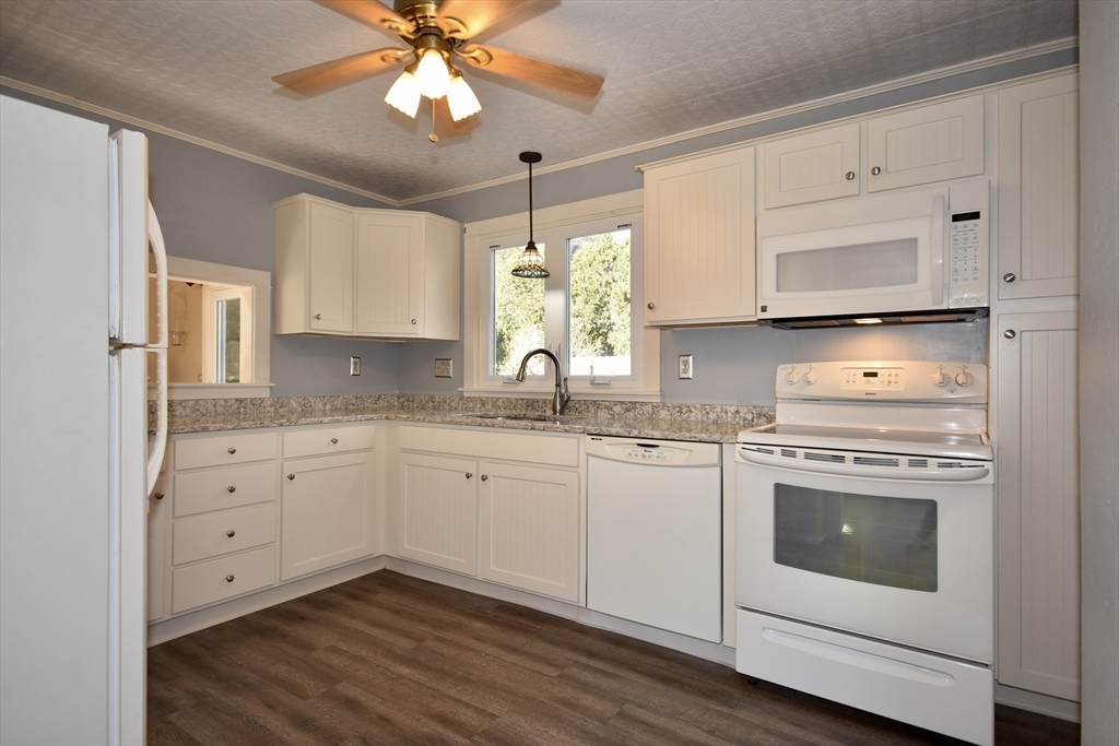 19 Bellevue St