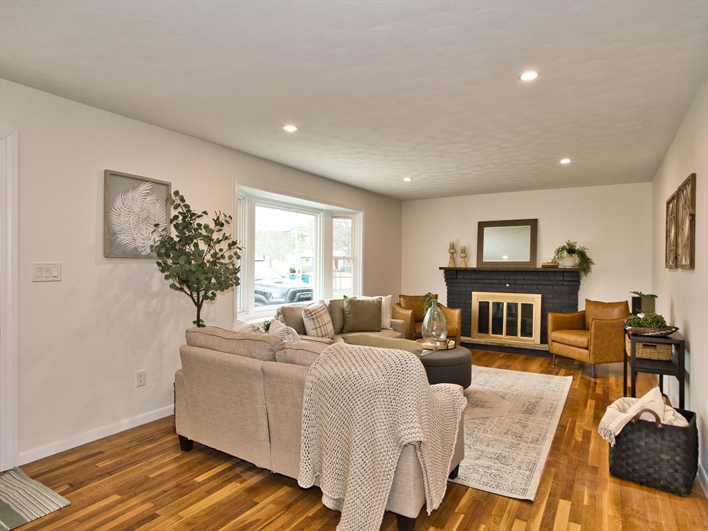 410 Valley Rd
