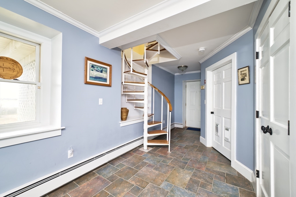 36 Alder St