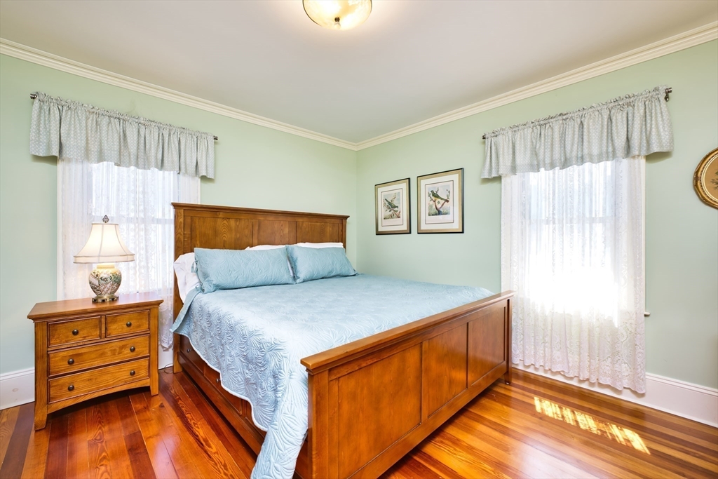 28 Priscilla St