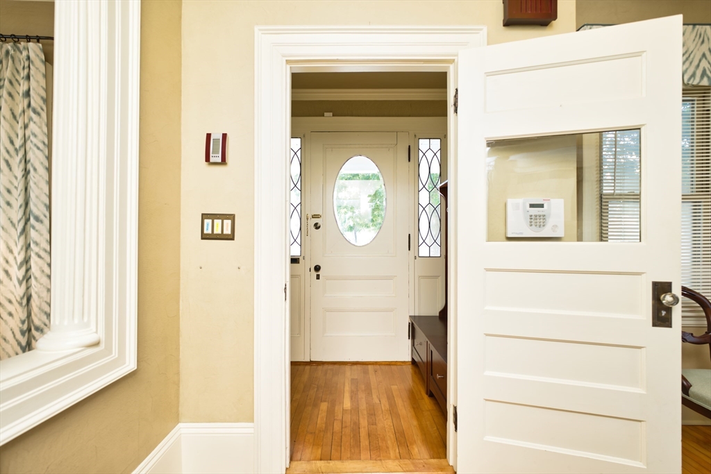 28 Priscilla St